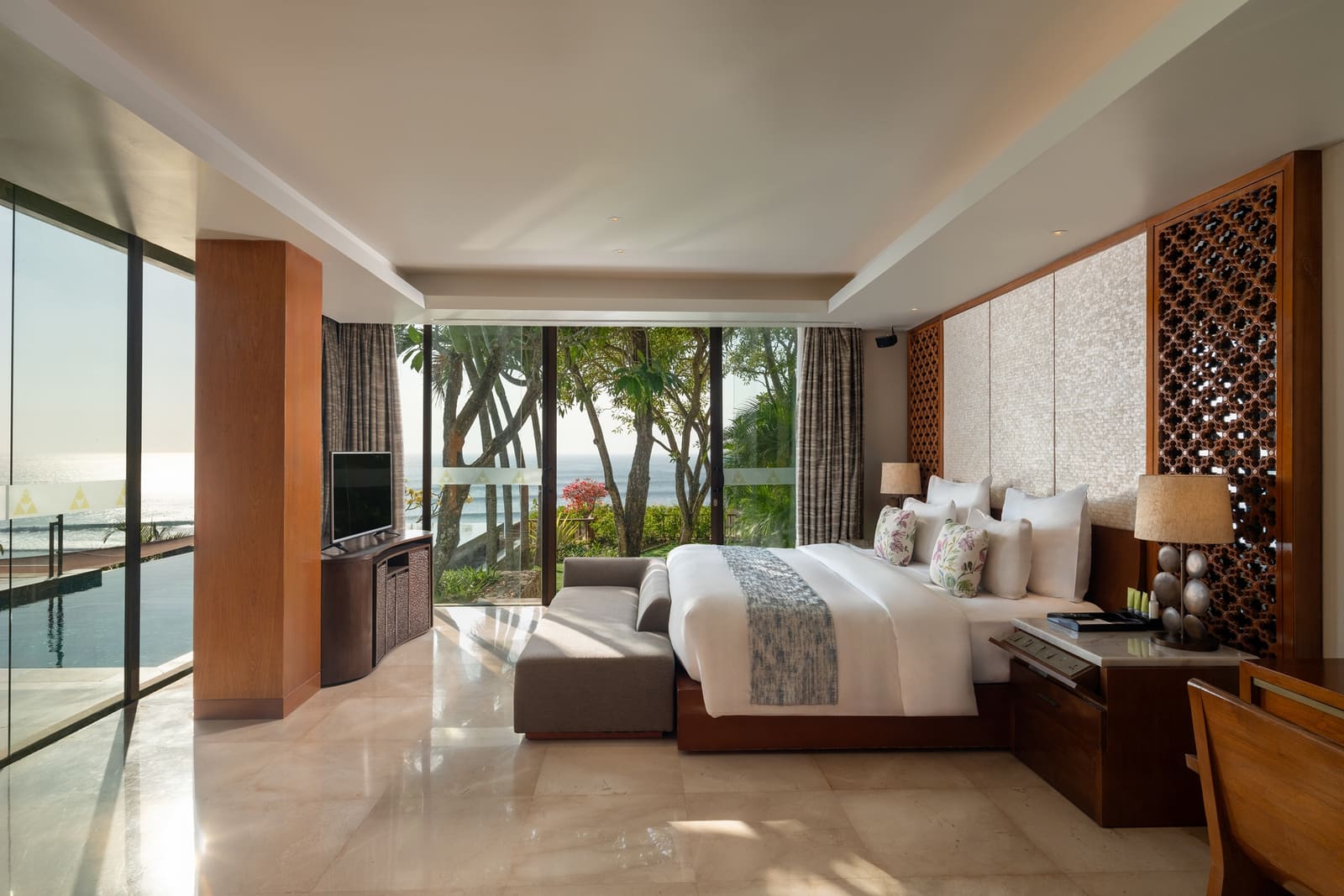 Three Bedroom Ocean Front Pool Villas, Svanata Uluwatu